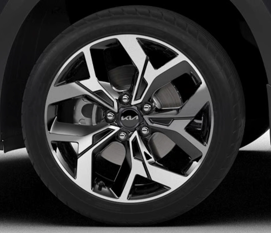 Kia Seltos premium alloy wheels close-up – DKH Kia Kerala